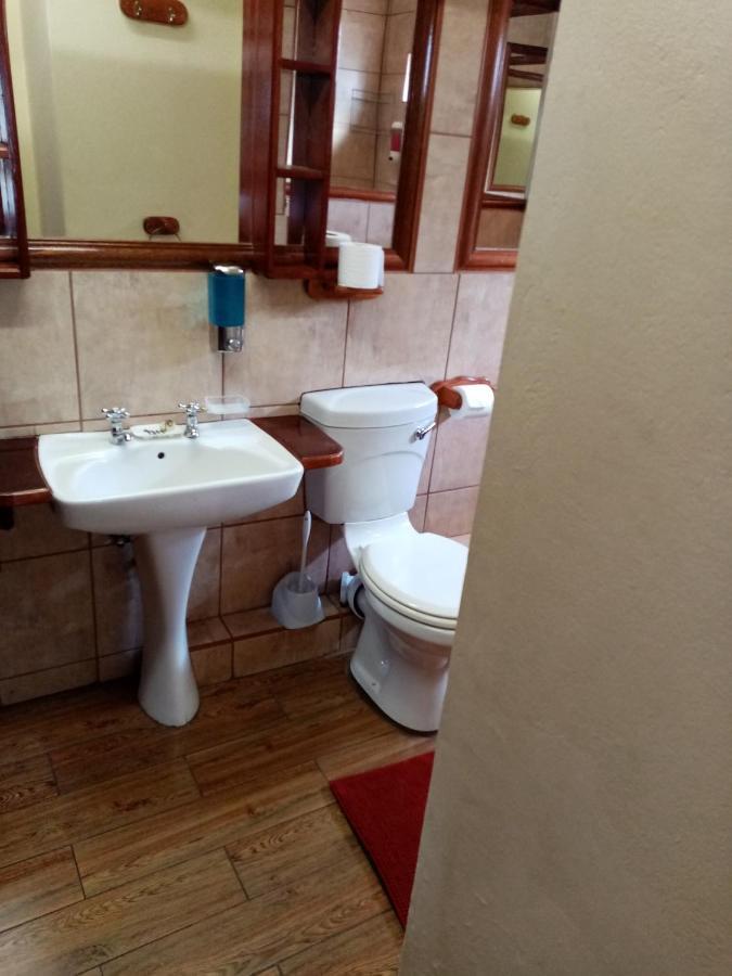 Tudor Lodge Guest House Johannesburg Kültér fotó